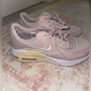 Women’s Nike Air Max Excee Sneakers